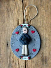 Load image into Gallery viewer, 1 Member custom clay Christmas ornament