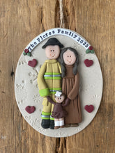 Load image into Gallery viewer, 3 Member custom clay family portrait Christmas ornament