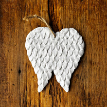 Load image into Gallery viewer, Angel wings ornament