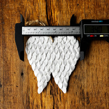 Load image into Gallery viewer, Angel wings ornament