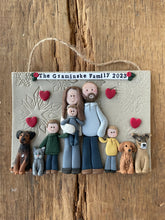 Load image into Gallery viewer, Large Family custom clay ornament 7 or more members