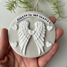 Load image into Gallery viewer, Angel wings ornament