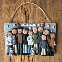 Load image into Gallery viewer, Large Family custom clay ornament 7 or more members