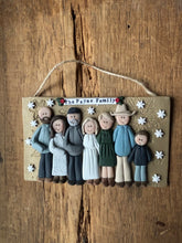 Load image into Gallery viewer, Large Family custom clay ornament 7 or more members