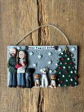 Load image into Gallery viewer, Large Family custom clay ornament 7 or more members
